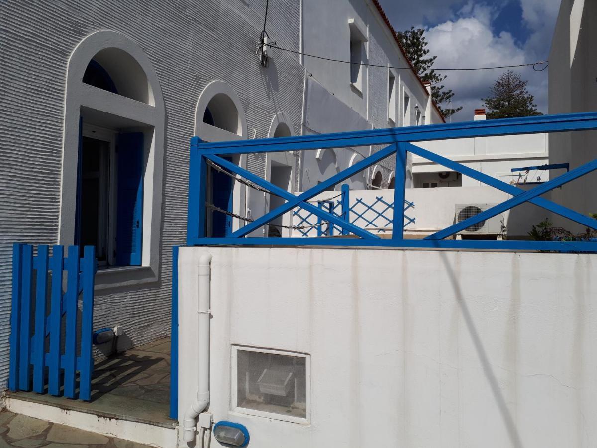 Roula'S Suites Andros Town Exterior foto